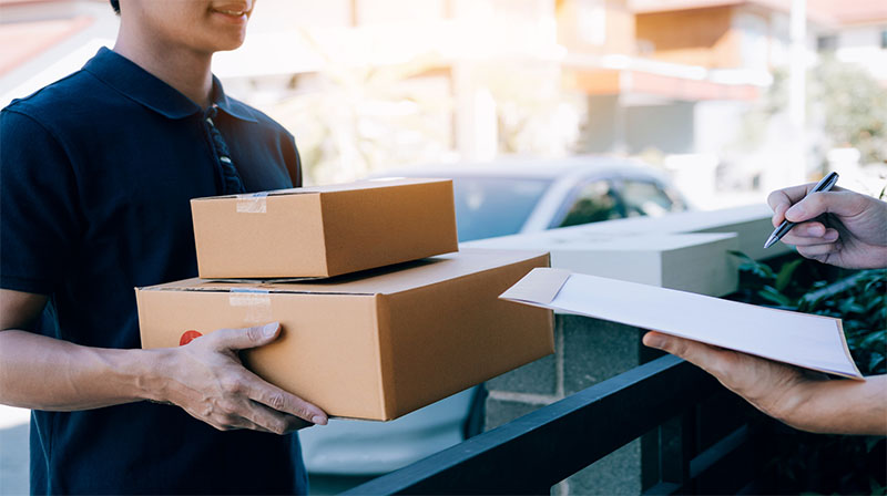 How Technology Bridges the Trust Gap in Last Mile Deliveries